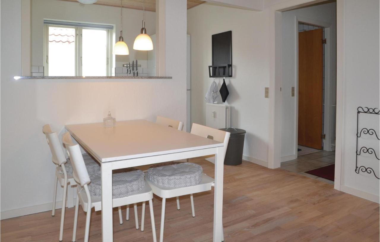 Cozy Apartment In Varde With Kitchen Extérieur photo